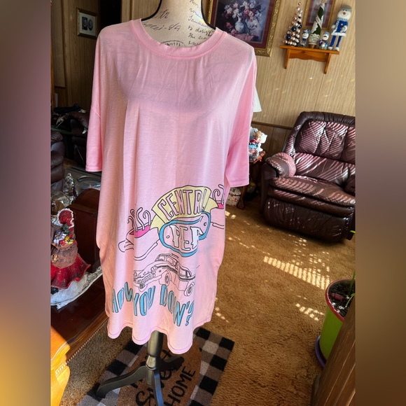 Women’s FRIENDS how you doing’? Central Perk night dress with pockets. - Picture 11 of 16